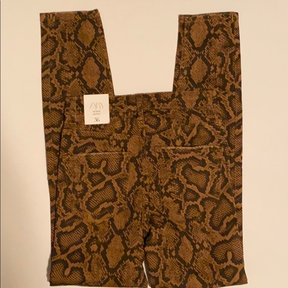 Zara Brown Snakeskin Print Jean - Picture 5 of 11